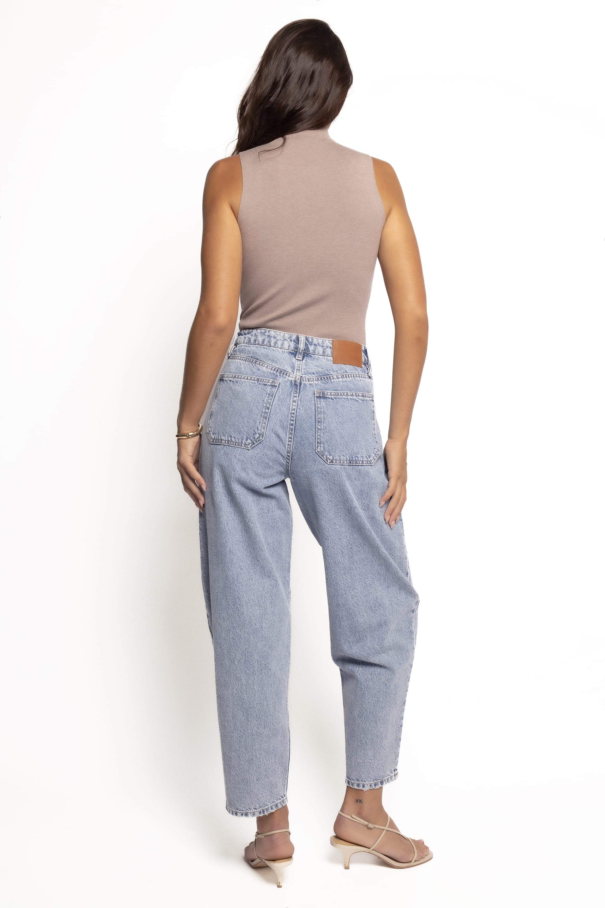 Ellis Barrel Leg Jeans - Roadtrip